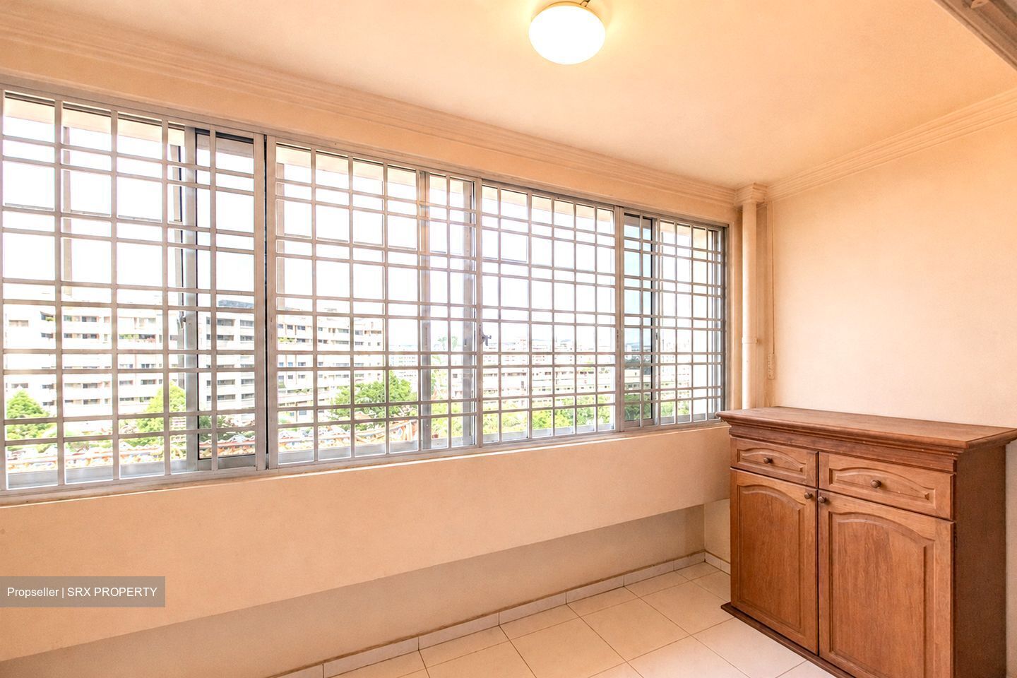 Blk 230J Tampines Street 21 (Tampines), HDB Executive #594661761